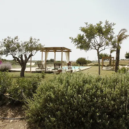 Scilla Maris Charming Resort