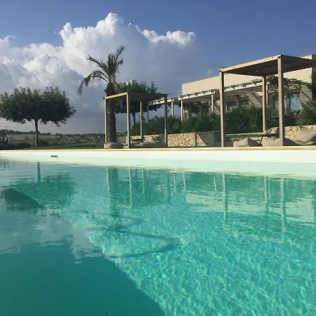 Scilla Maris Charming Resort