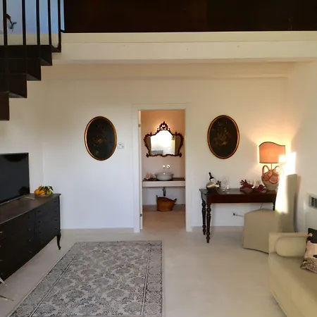 Scilla Maris Charming 4*