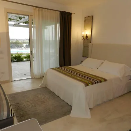 Scilla Maris Charming 4*