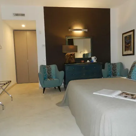 Scilla Maris Charming منتجع 4*