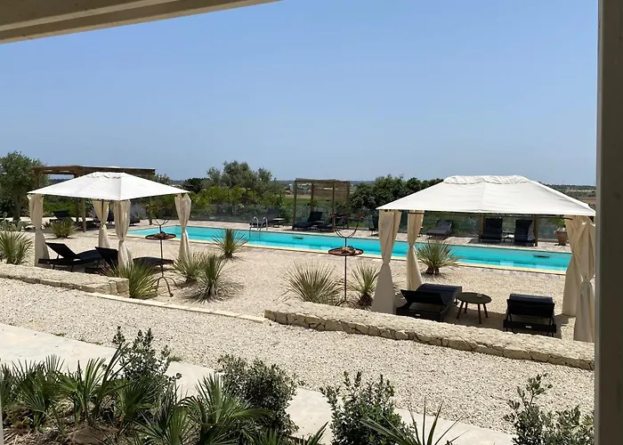 Θέρετρο Scilla Maris Charming 4*