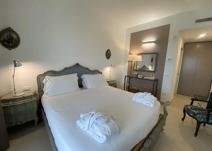 Scilla Maris Charming 4*